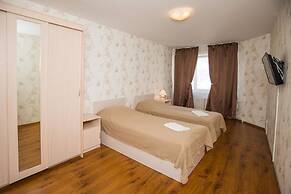 AG Apartment Kuznetcovskaya 11