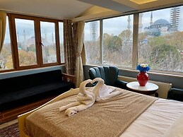 Optimist Hotel