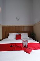 RedDoorz Plus near Undip Tembalang