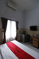 RedDoorz Plus near Undip Tembalang