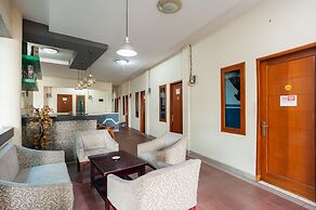 RedDoorz Plus near Universitas Indonesia