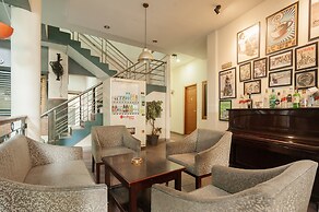 RedDoorz Plus near Universitas Indonesia