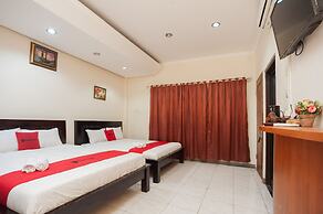 RedDoorz Plus near Universitas Indonesia