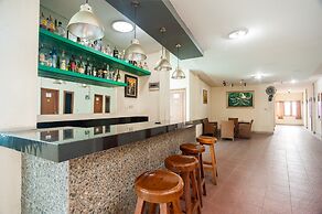 RedDoorz Plus near Universitas Indonesia