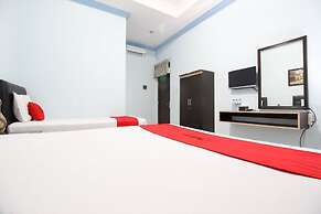 RedDoorz Plus @ Timoho