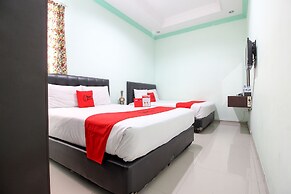 RedDoorz Plus @ Timoho