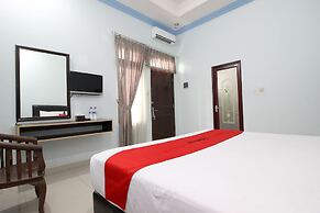 RedDoorz Plus @ Timoho