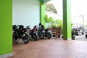 RedDoorz Plus @ Timoho