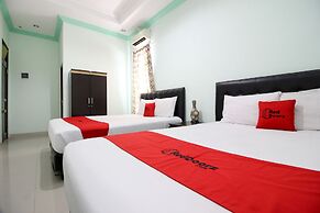 RedDoorz Plus @ Timoho