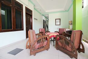 RedDoorz Plus @ Timoho