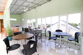 RedDoorz Plus near Taman Sari