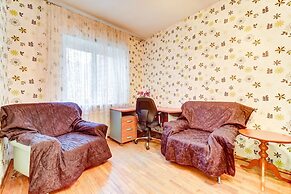AG Apartment Lensoveta 88
