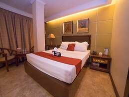 RedDoorz Plus @ Project 6 Quezon City