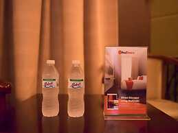 RedDoorz Plus @ Project 6 Quezon City