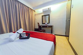 RedDoorz Plus @ Project 6 Quezon City