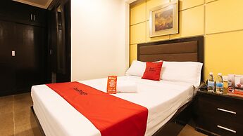 RedDoorz Plus @ Project 6 Quezon City