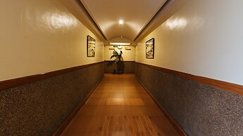 RedDoorz @ Timog Avenue Quezon City