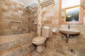 RedDoorz @ Timog Avenue Quezon City