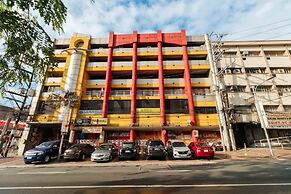 RedDoorz @ Timog Avenue Quezon City