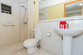 RedDoorz @ Timog Avenue Quezon City