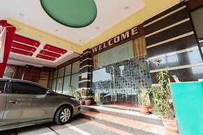 RedDoorz @ Winter Hotel Araneta