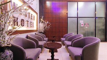 RedDoorz @ Winter Hotel Araneta