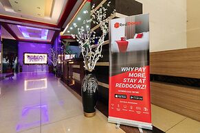 RedDoorz @ Winter Hotel Araneta