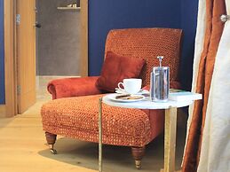The Lodge at Hemingford Grey House