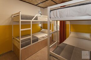 Loft Hostal - Hostel