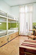 Loft Hostal - Hostel