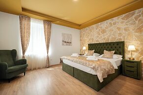 Luxury Rooms Floramye - Adults Only