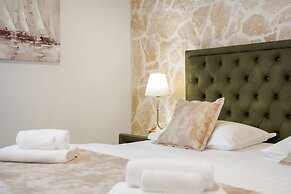 Luxury Rooms Floramye - Adults Only