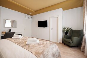 Luxury Rooms Floramye - Adults Only