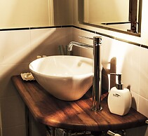 Art Fashion House Luxury Rooms