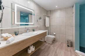 R2 Maryvent Beach Apartaments