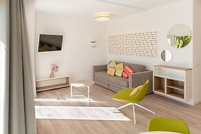 R2 Maryvent Beach Apartaments