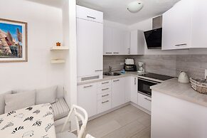 R2 Maryvent Beach Apartaments