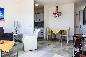 R2 Maryvent Beach Apartaments