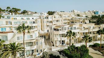 R2 Maryvent Beach Apartaments