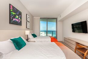 Hyde Beach Condos by Ammos VR