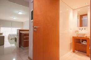 Beautiful and sunny studio by Sofacama