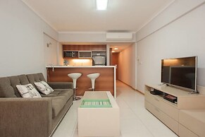 Beautiful and sunny studio by Sofacama