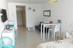 Studio en las Cañitas by Sofacama