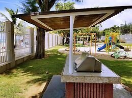 Beachfront Coral Beach Condo 305