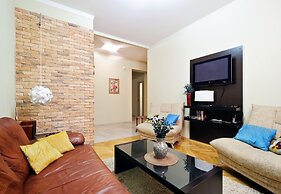 Apartments at the Academy of Sciences