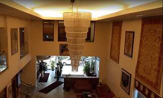 Embassy Inn Hotel Karachi