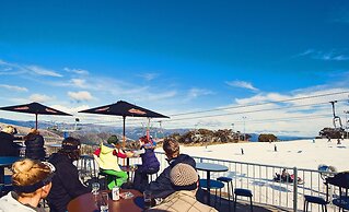 Arlberg Hotel Mount Buller
