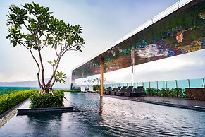 HIC at Night Bazaar 607