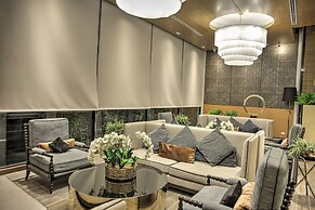 HIC at Night Bazaar 721