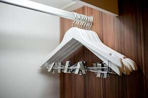 HIC at Night Bazaar 721